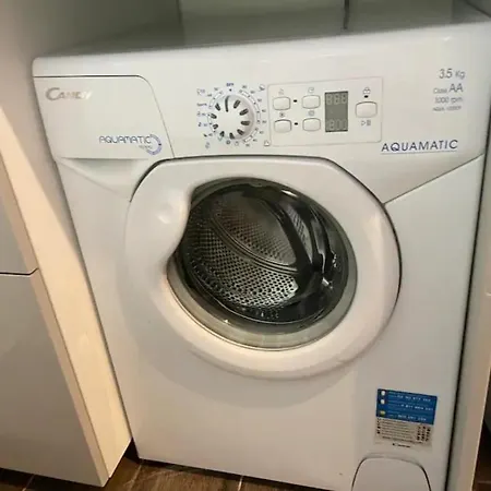 Proche Arc De Triomphe *